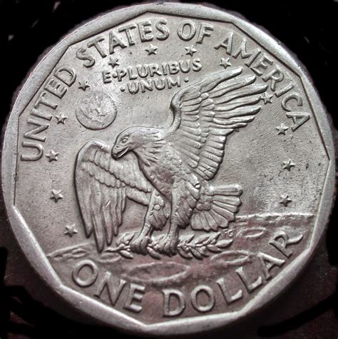 On the other hand, the Type 2 variant of the Susan B. . Moneda de dollar de 1979